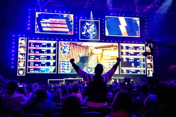El creciente mundo de los eSports y su impacto económico.